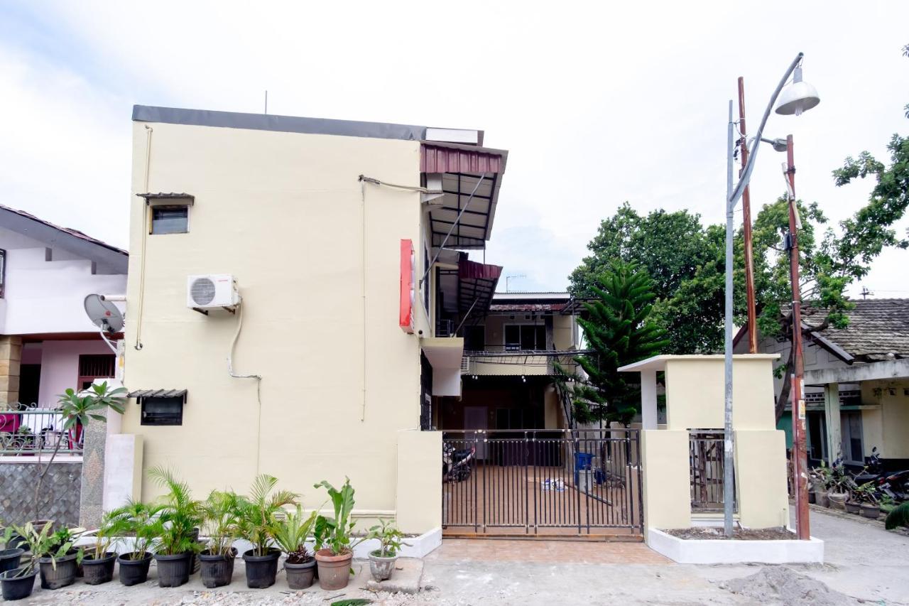 Oyo 1507 Doriyu Homestay Medan Exterior foto