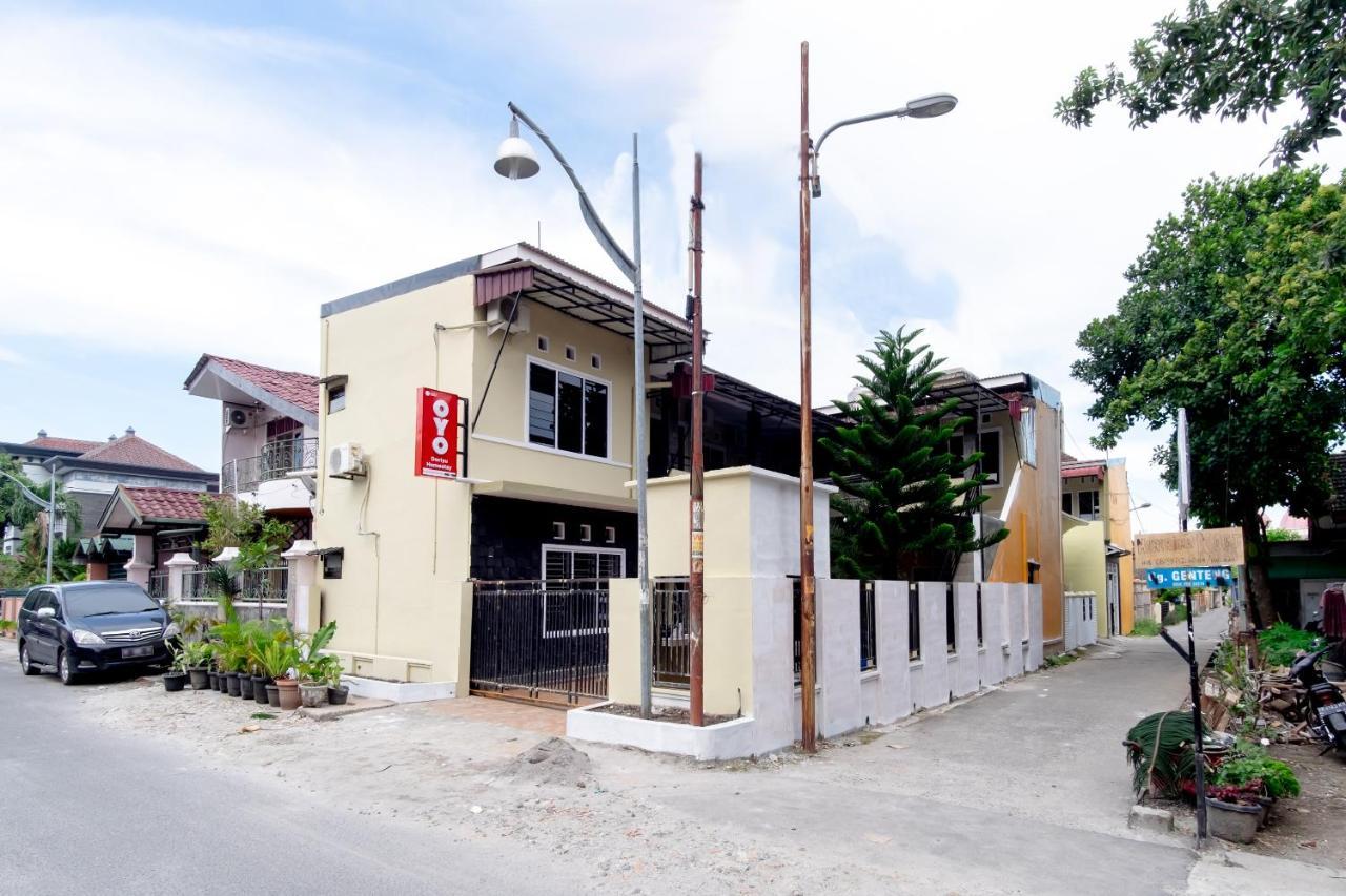 Oyo 1507 Doriyu Homestay Medan Exterior foto