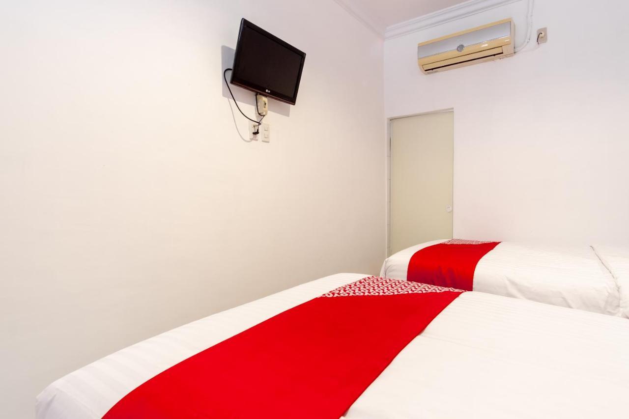 Oyo 1507 Doriyu Homestay Medan Exterior foto